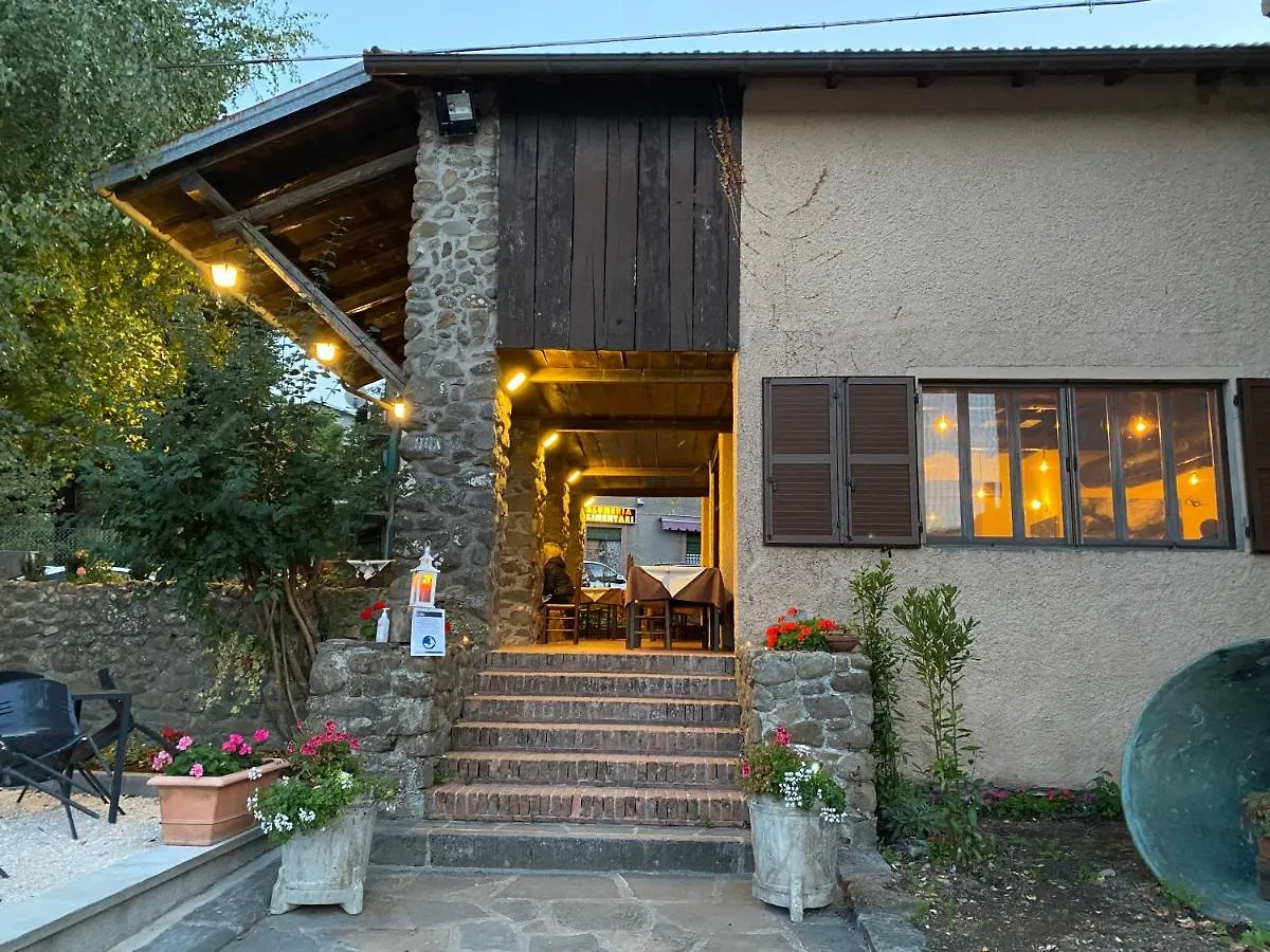 ** Hotel Albergo Ghirardini Corniglio Italy